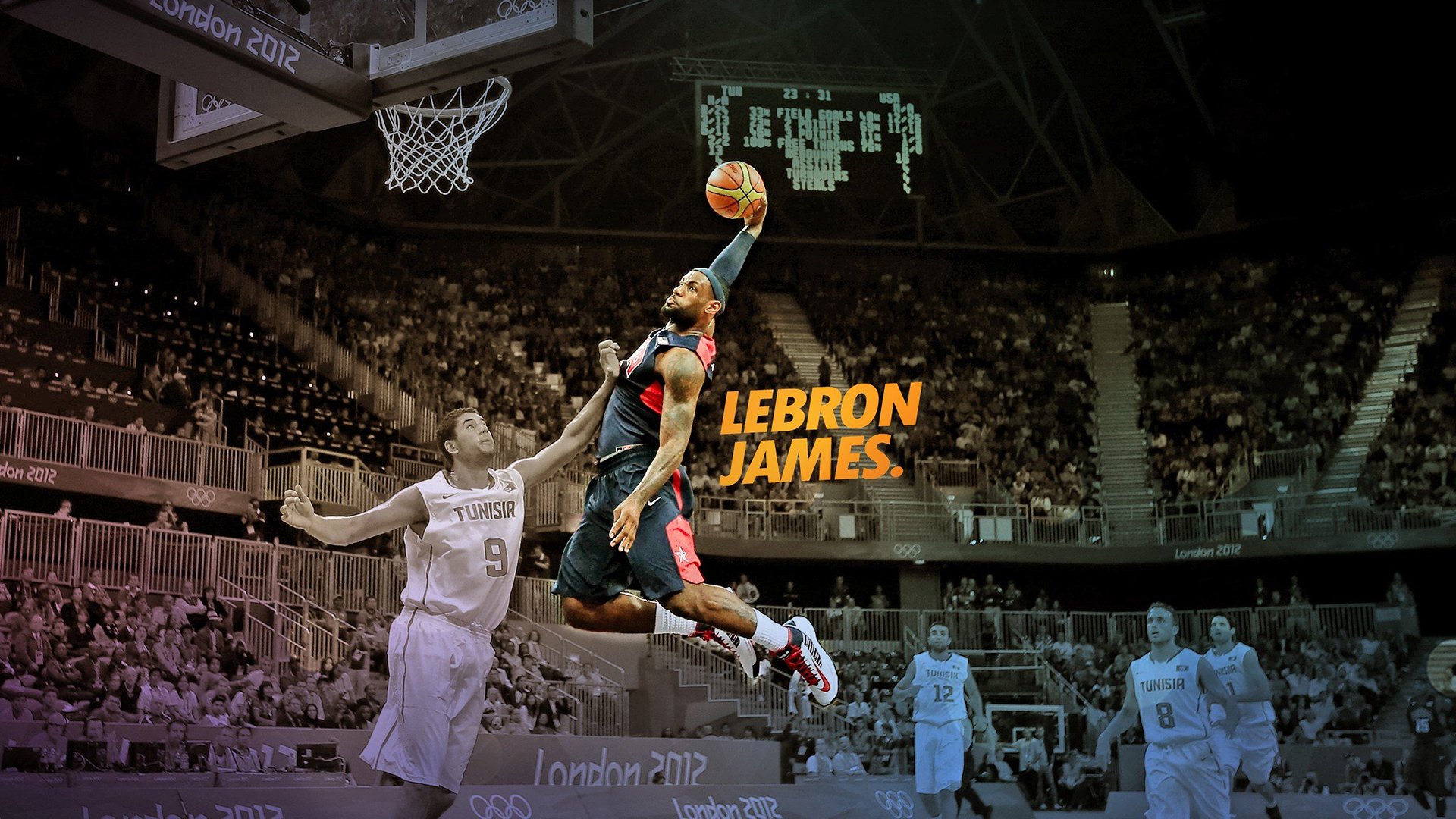 2017年西部半决赛:在“火箭之夜”中,库里连续投中数个超远三分,帮助勇士大比分领先