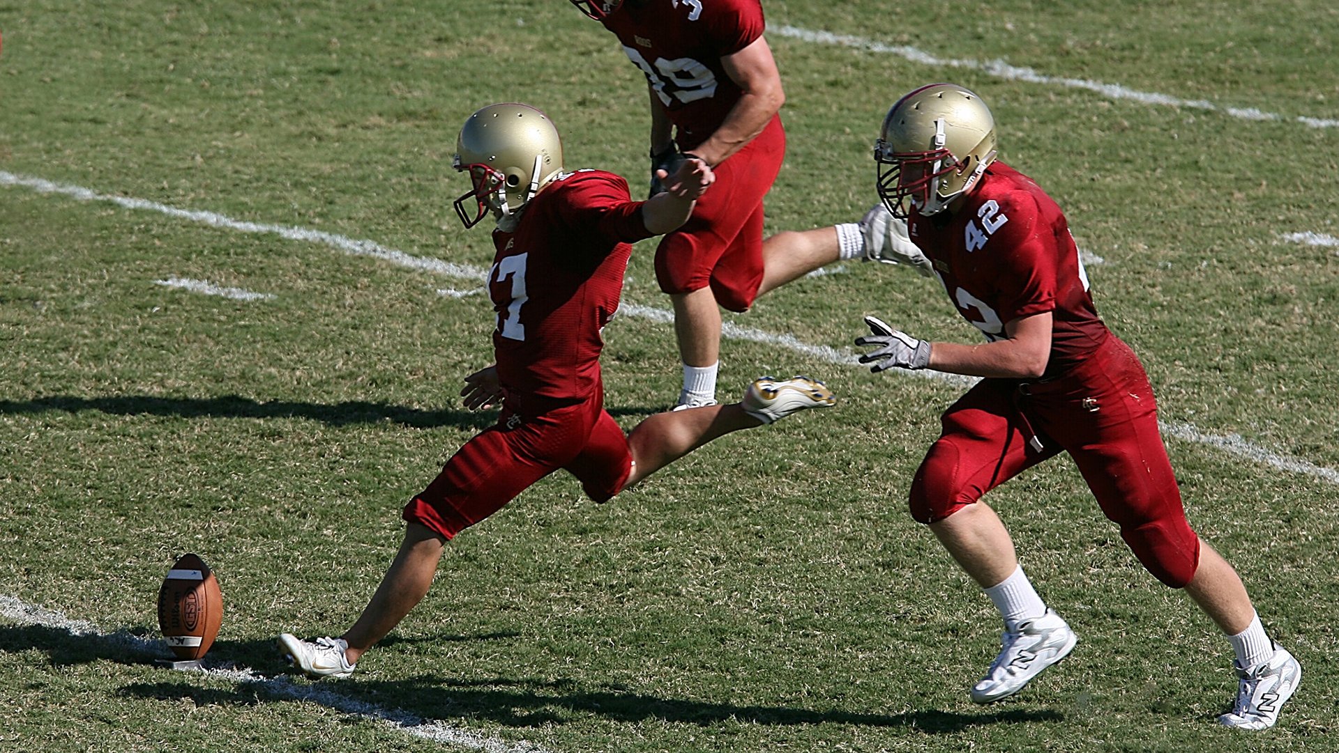 _荒野探秘跑:自然中挑战极限_,荒野探险之旅